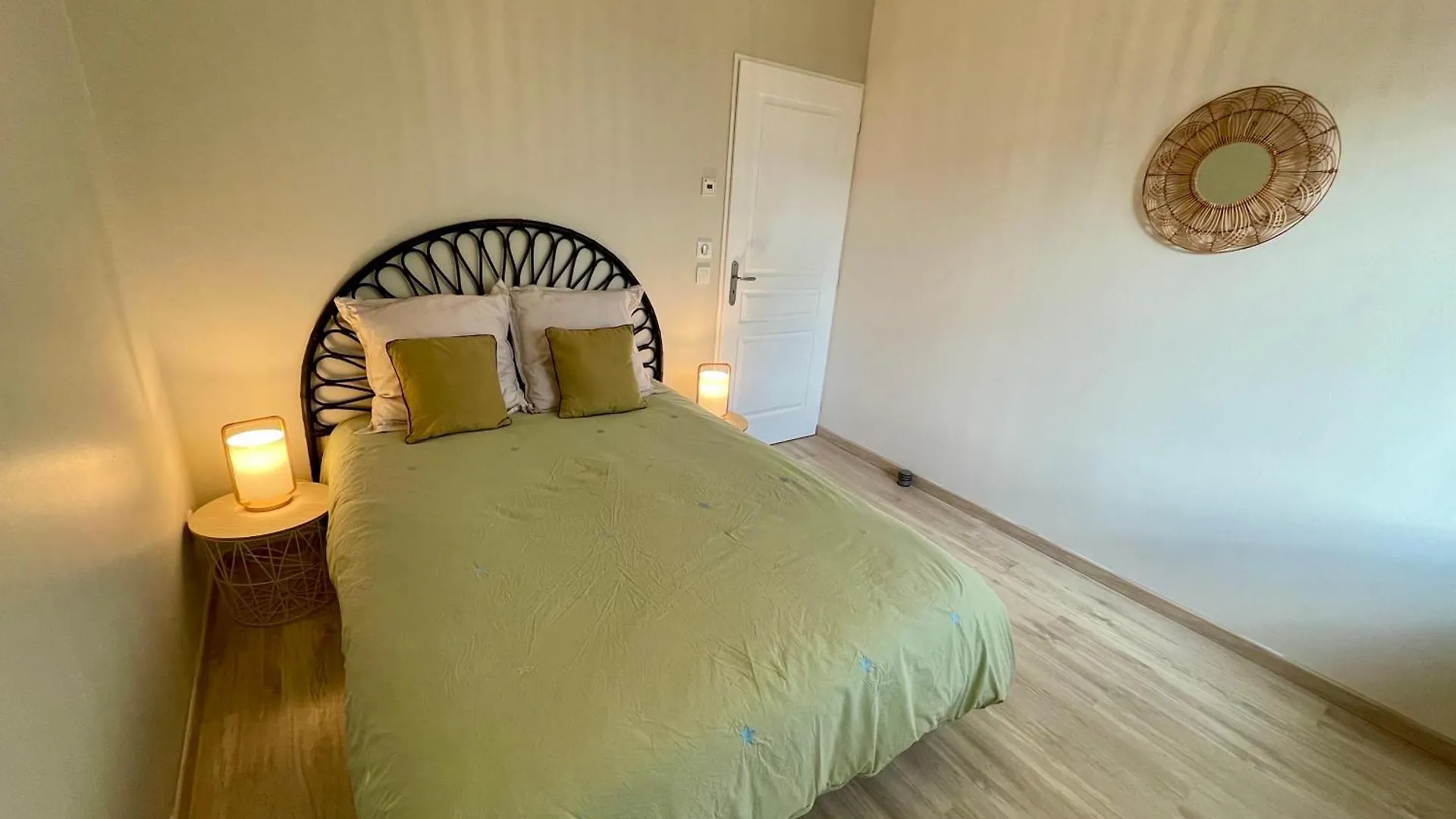 Holiday home L'Annexe Du Domaine De Brisset Villa Montelimar